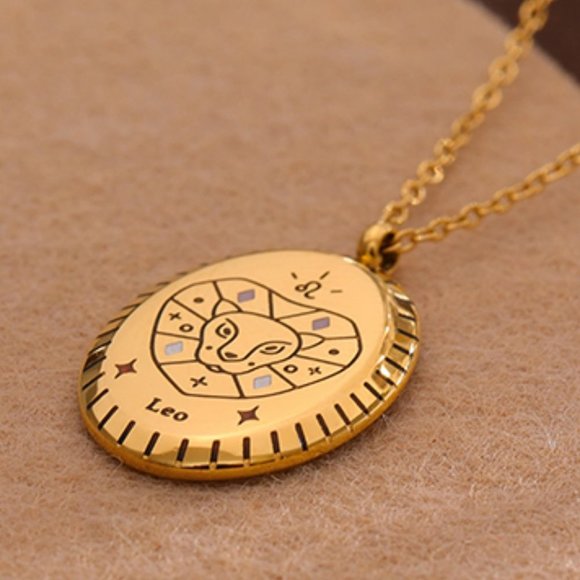 Jewelry - LEO--NEW 18K Gold Plated Leo Sign Zodiac Oval Pendant Necklace